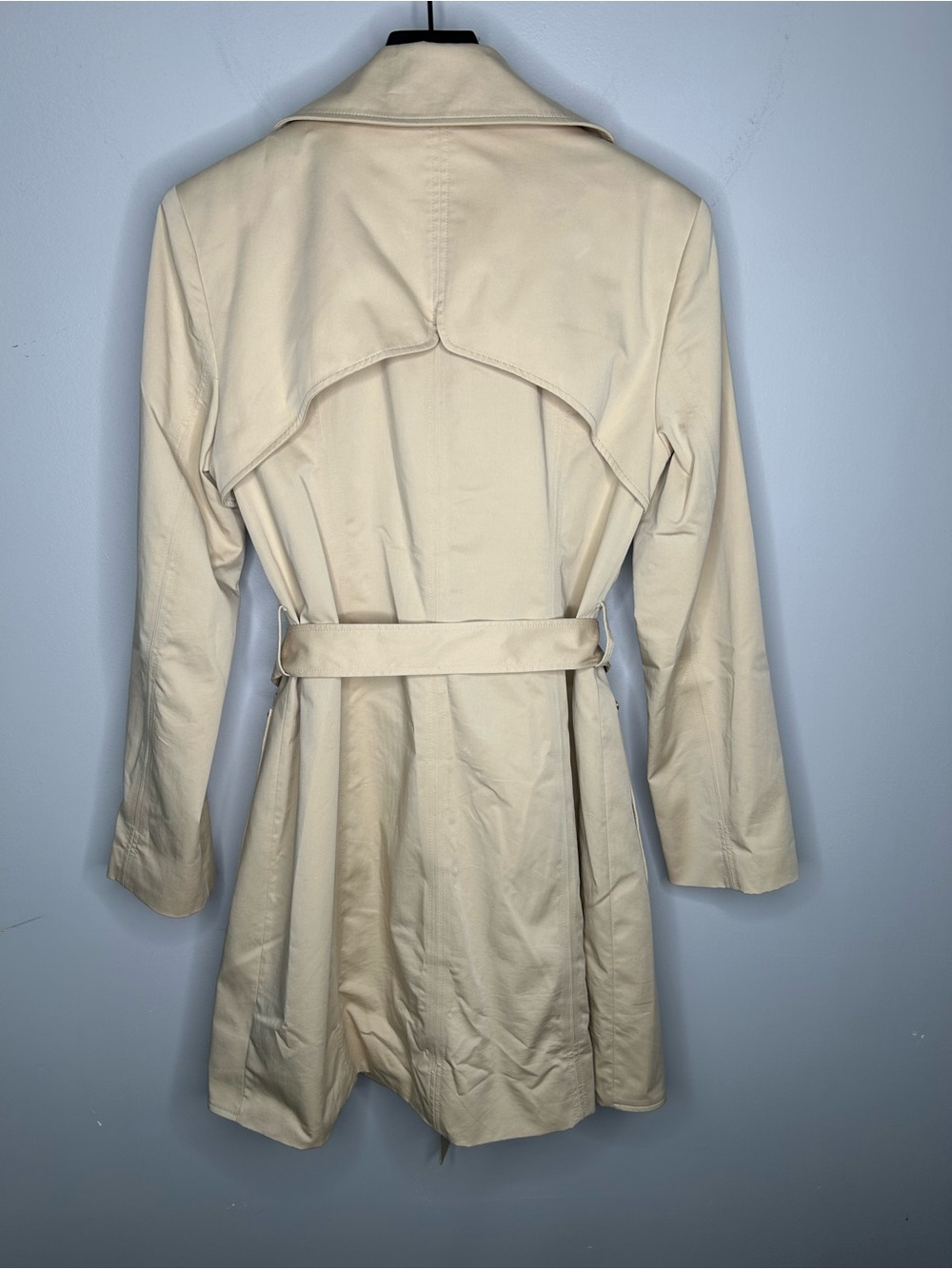 St. John Cream Button-Front Trench Coat Size M - Picture 2 of 11